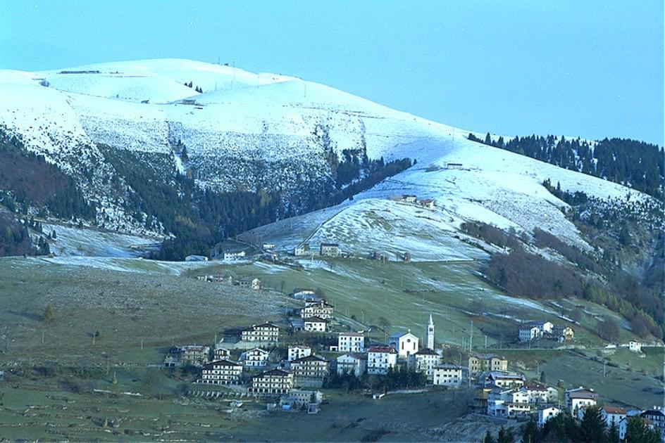 Albergo Al Pino エーネゴ エクステリア 写真